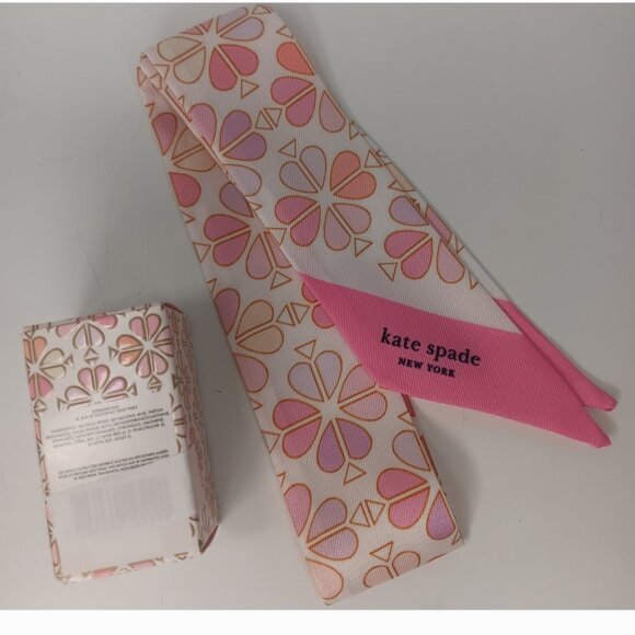 KATE SPADE NEW YORK BLOOM EAU DE PARFUM W/ TWILLY GIFT SET - Picture 3 of 5